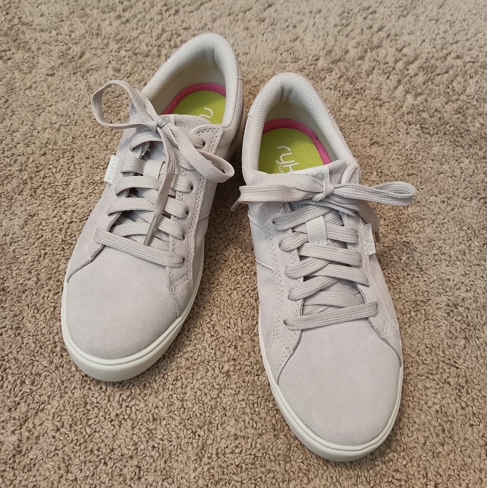 Ryka Viv Classic Sneakers | sz 7.5